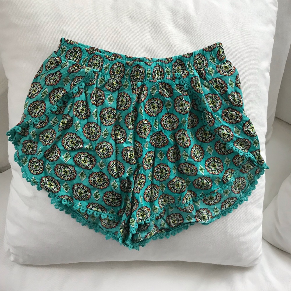 Mika and Gala Soft Short